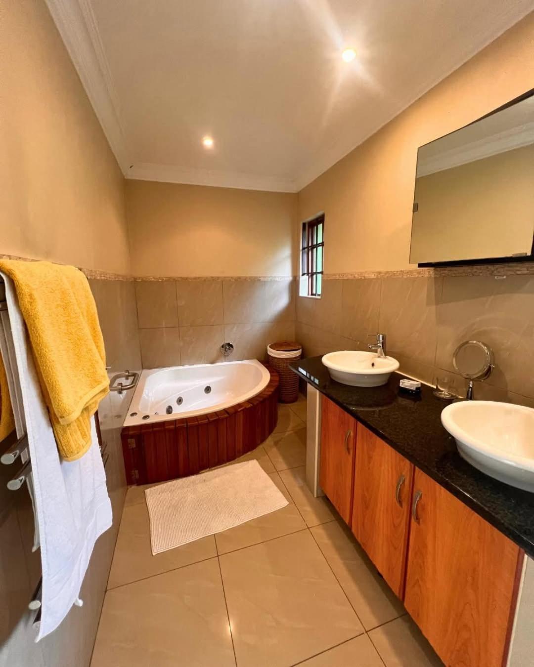 Ekhaya Guest House Ballito Eksteriør billede